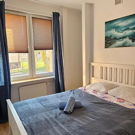 Apartament Morski - Obrońców Helu Blisko Fokarium, Dworca, Plaży *